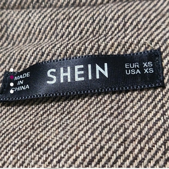 Double Breasted Taupe Blazer. - Picture 5 of 10